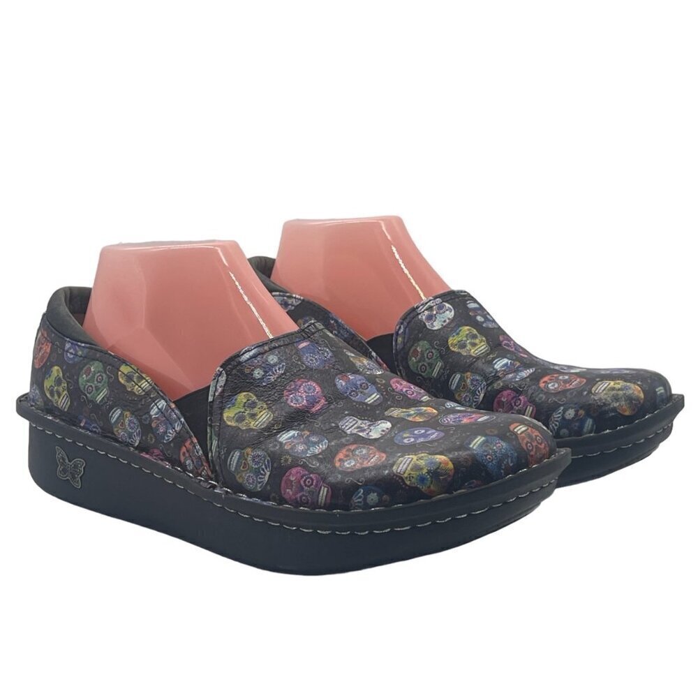 Alegria Women’s Nursing Shoes – Size 40 – Sugar Skull Print – Slip Resistant - Picture 2 of 16